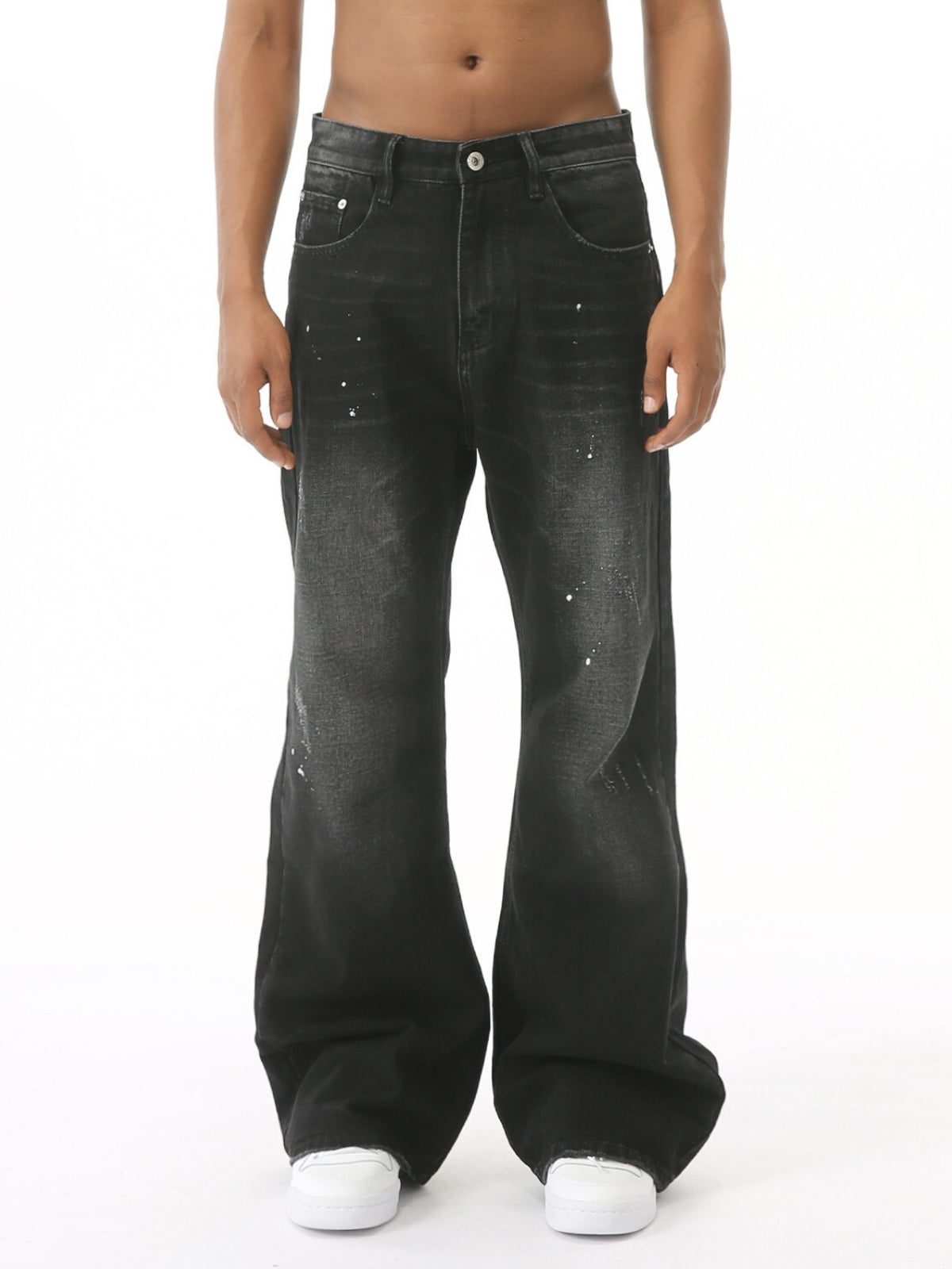 POINTES - Flared Basic Jeans