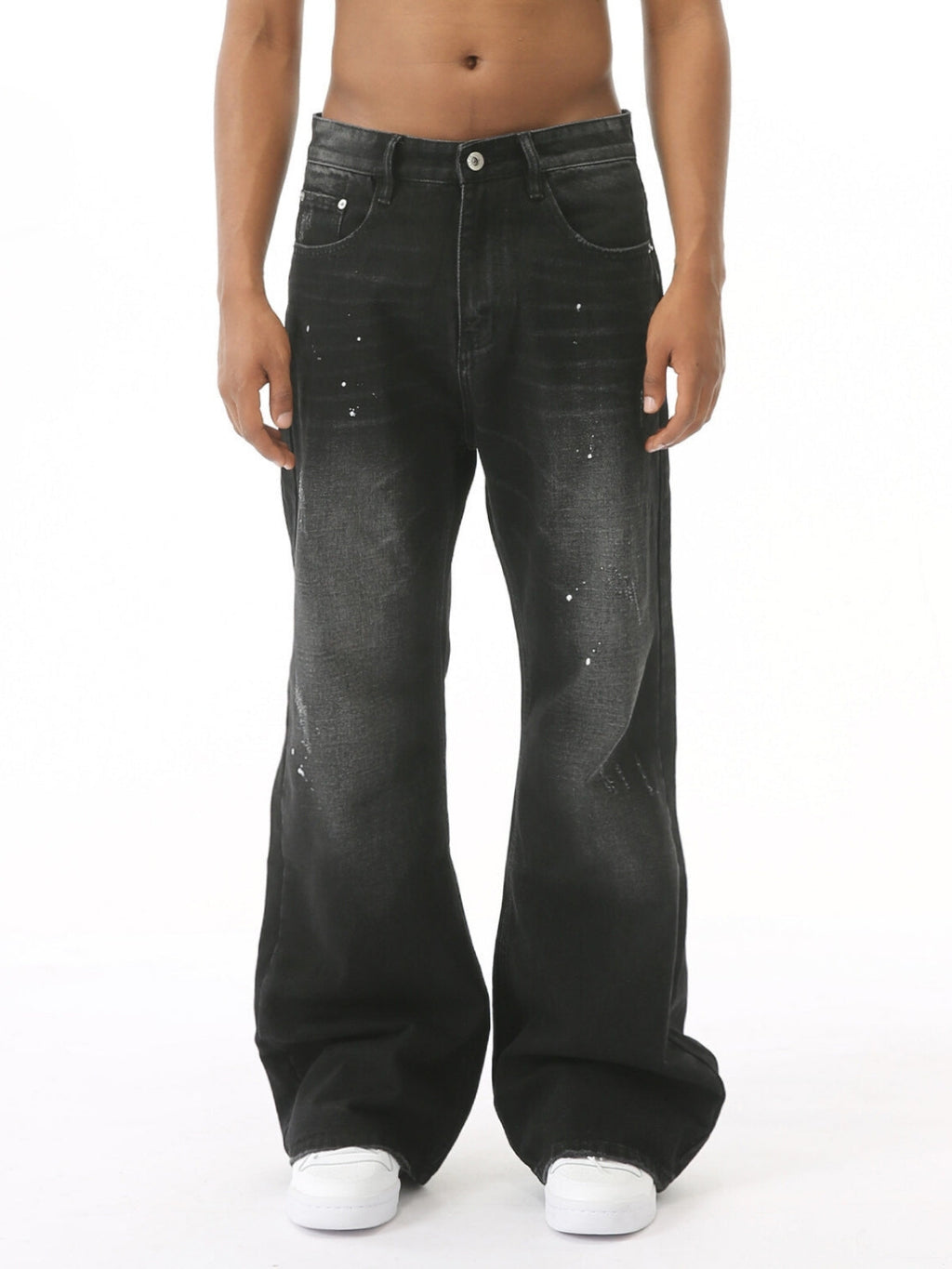 POINTES - Flared Basic Jeans