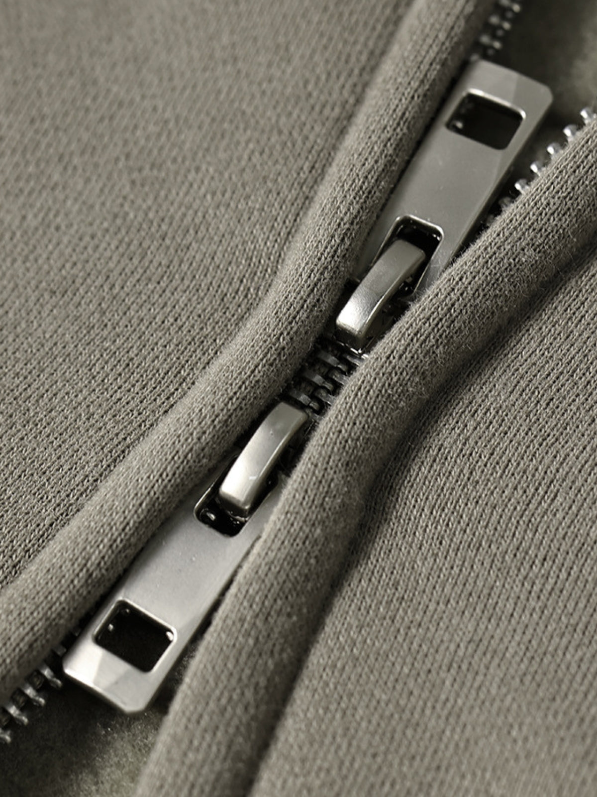 PUNISH - Cropped Basic Zip Up Hoodie
