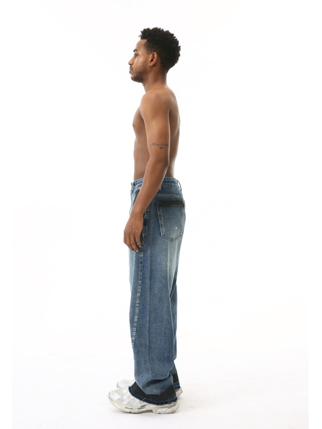 POINTERS - Baggy Basic Jeans