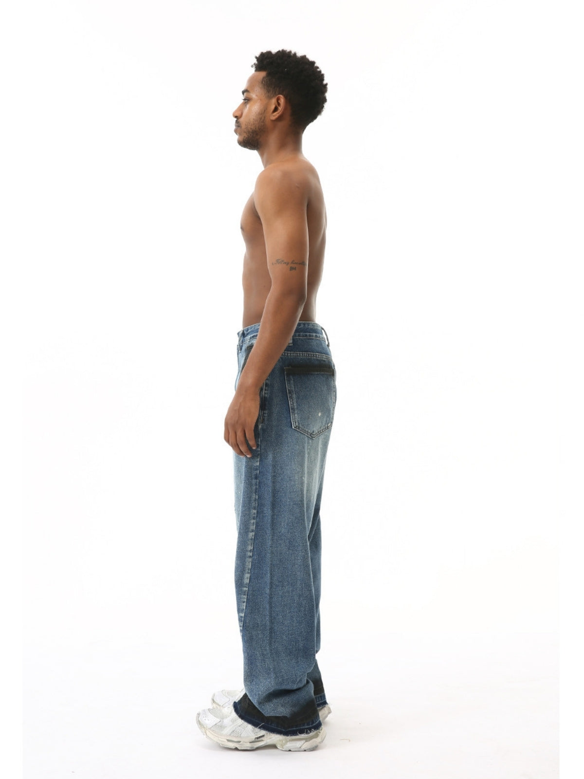 POINTERS - Baggy Basic Jeans