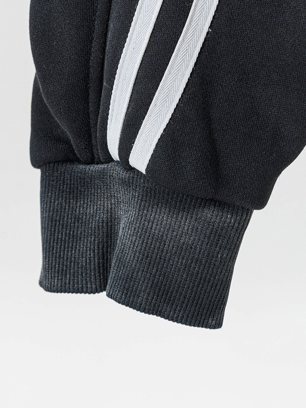 STRIPEEZ - Oversized Embroidered Zip Up Hoodie