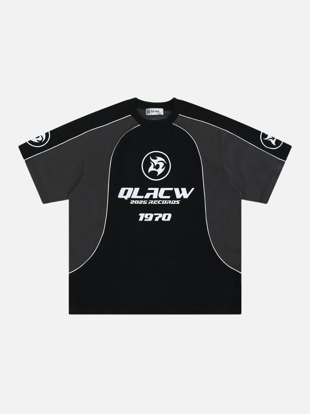 QLACW - Oversized Print T-Shirt